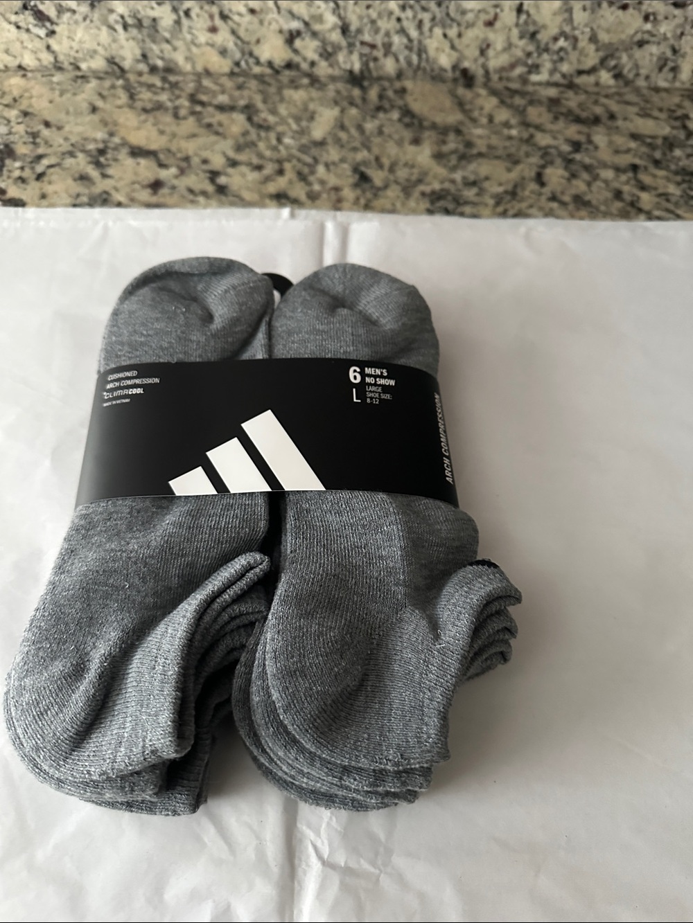 adidas Menโs Low-Cut Athletic Socks in Gray - 6 Pack